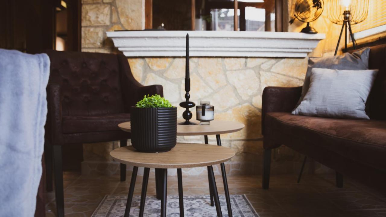 Scardona Rustica, Bed & Breakfast With Jacuzzi, Bbq And Free Parking In Skradin, Krka 아파트 외부 사진